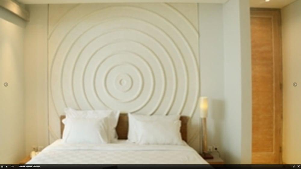 Svarga Resort Lombok Senggigi Esterno foto