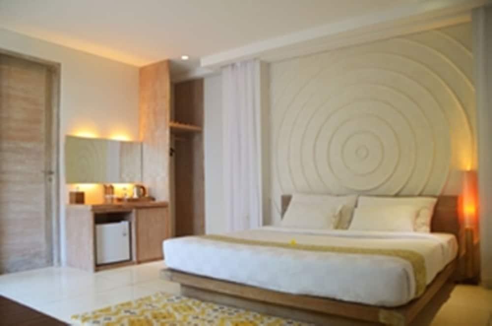 Svarga Resort Lombok Senggigi Esterno foto