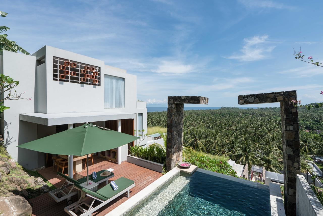 Svarga Resort Lombok Senggigi Esterno foto