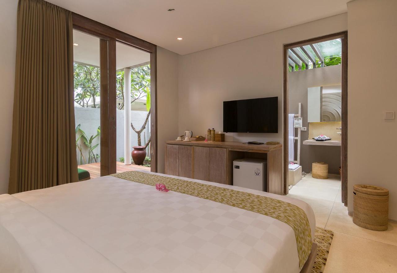 Svarga Resort Lombok Senggigi Esterno foto